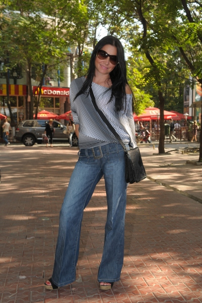 Street Fashion by Unica.ro - Elena