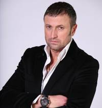 Cei mai sexy 8 burlaci autohtoni