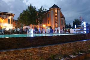 Distracţie şi relaxare la Complexul Baia Roşie, Slănic Prahova