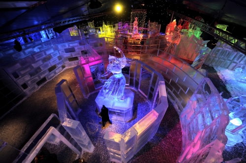 Foto: cele mai spectaculoase sculpturi de gheaţă