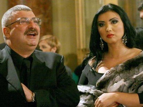 Retrospectiva 2012: Cele mai scandaloase divorţuri ale anului