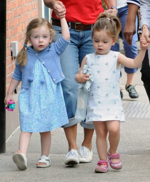 Foto: Ce fetiţe frumoase are Sarah Jessica Parker! Uite-le la joacă!