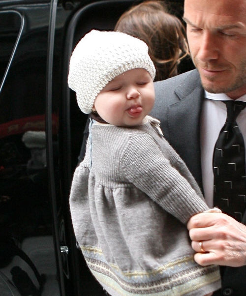 Foto: Harper Seven Beckham, cel mai frumos bebeluş de la Hollywood