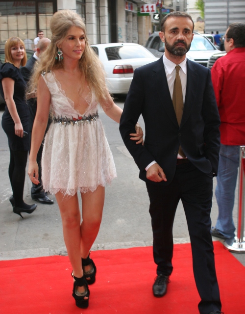 Foto: Rochii superbe la premiera unui film. Care e divă autohtonă e preferata ta?