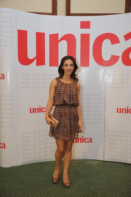 Licitaţia UnicArt: Vedetele s-au strâns să ajute tinerele mame ce au nevoie de sprijin financiar
