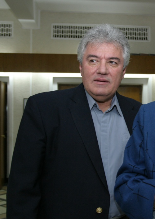Bilanţ sumbru: Tot mai mulţi artişti români cad seceraţi de cancer