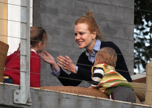 Uau! Uite ce drăgălaşe sunt fetiţele lui Nicole Kidman