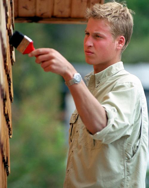Prinţul William împlineşte 30 de ani. Vezi cele mai frumoase poze cu el!