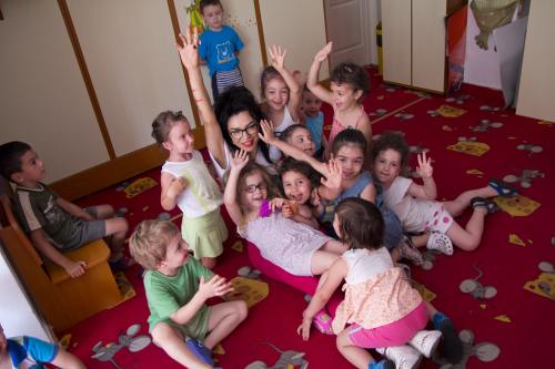 DJ Wanda a fost educatoare pentru 40 de copii defavorizați