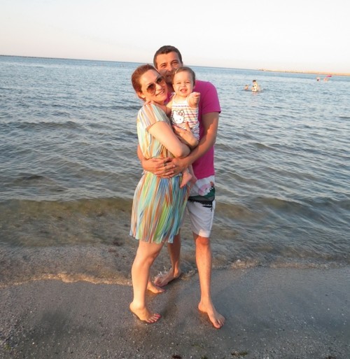 Foto: Dan Cruceru a plecat în prima vacanţă cu fiica lui, în vârstă de 11 luni