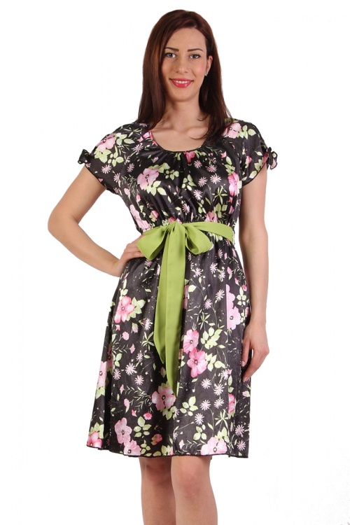 Shopping de vară: 6 piese vestimentare cu print floral must have