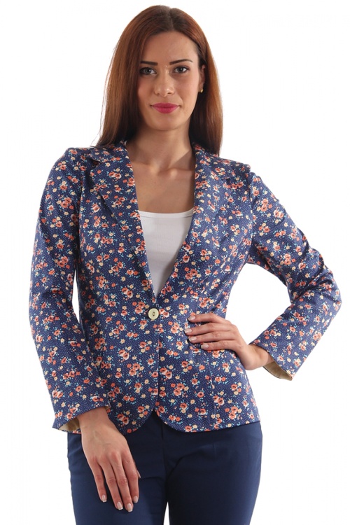 Shopping de vară: 6 piese vestimentare cu print floral must have