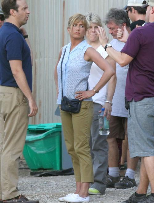 Poze: Jennifer Aniston pe platoul de filmare. Vezi cum arată!