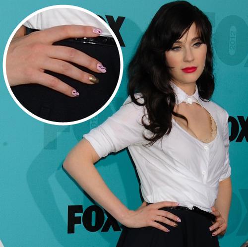 Manichiura "accent nail", trendul preferat al vedetelor. Încearcă şi tu!
