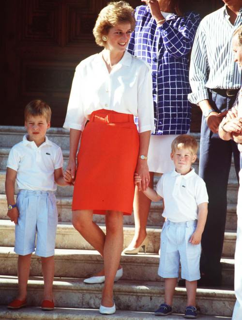 15 ani de la moartea lui Lady Diana. Vezi cele mai frumoase poze cu prinţesa!