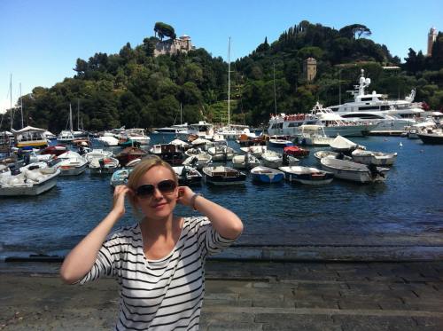 FOTO: Oana Andoni, în vacanţă în Italia