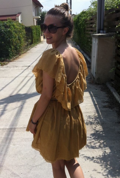 Stil de vedetă: Adela Popescu, o fashionistă adevărată. Inspiră-te de la ea!
