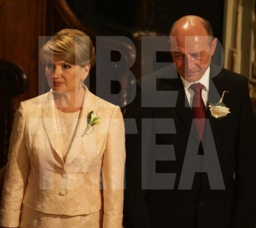 Nuntă Elena Băsescu: Vezi cele mai emoţionante momente!