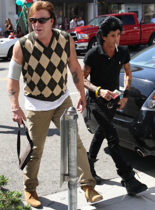 FOTO: Mickey Rourke şi-a schimbat iar look-ul. Nu-i aşa că arată ciudat?