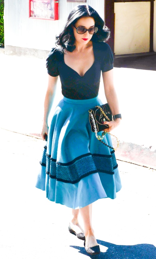 Stil de vedetă: Dita Von Teese, definiţia rafinamentului absolut şi a feminităţii