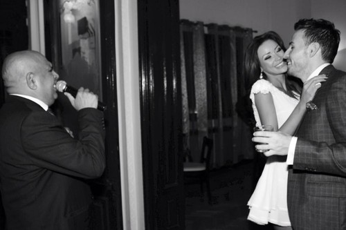 Bianca Drăguşanu şi Adi Cristea: 5 poze de la petrecerea surpriză