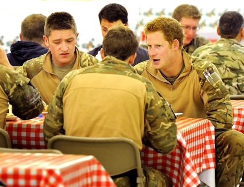 printul harry in afganistan
