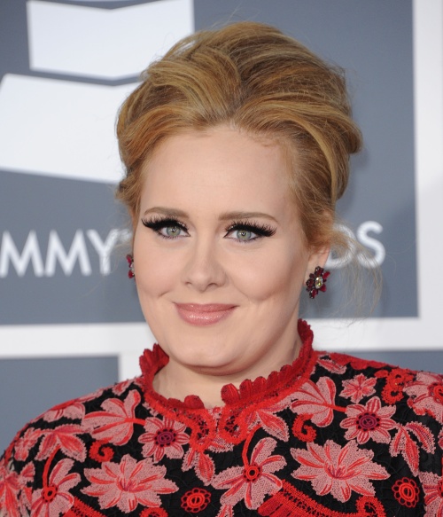 Make-up: Cum să te machiezi ca o divă! Vezi poze cu vedetele la Grammy 2013!