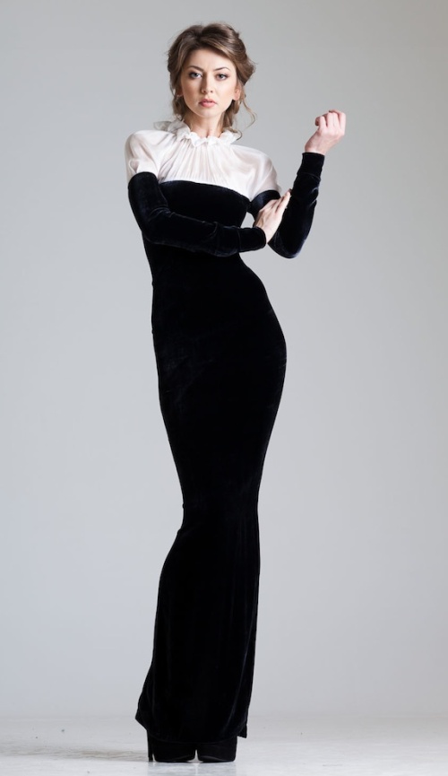 Un nou designer român face furori în străinătate: Silvia Terziu! Uite ce rochii frumoase creează!