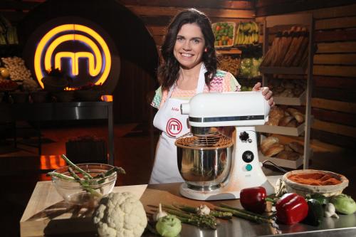 Masterchef: Vezi concurenţii care intră în bucătăria concursului!