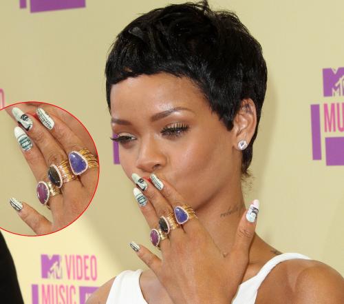 manichiura rihanna