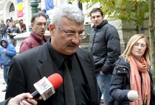 Saturnia: Din războiul Bahmu versus Prigoană câştigă... stelele verzi