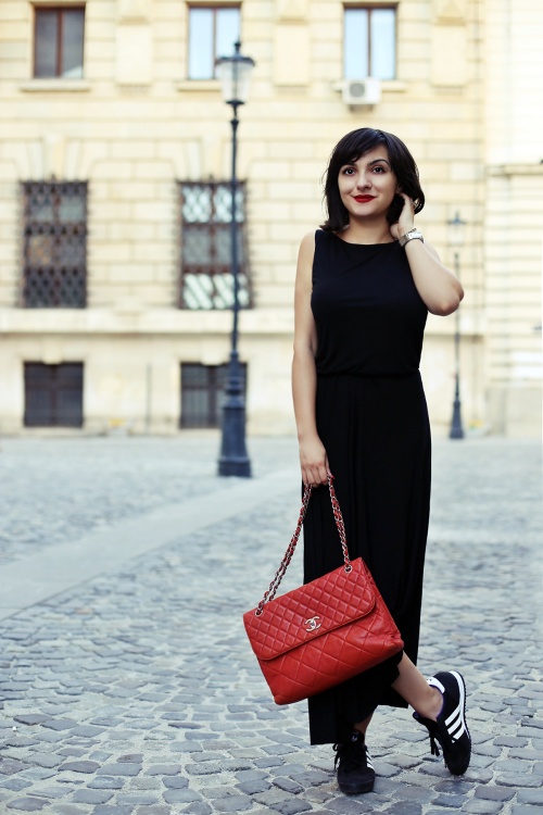 Unica Fashion Week, 2: Ana Morodan îţi propune o ţinută comodă şi stilată. Uite cum să te îmbraci ca ea!