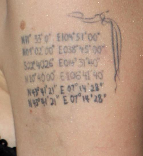 tatuaj angelina jolie