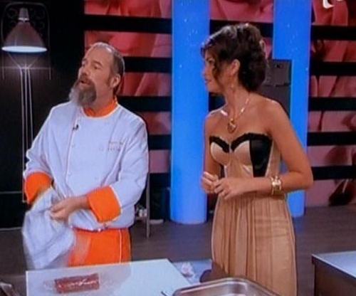 Uite cum s-a îmbrăcat Alina Puşcaş la "Top Chef". Îţi place rochia?