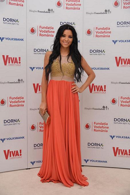 Amalia Enache si Corina Caragea, rochii colorate la Viva Charity Gala