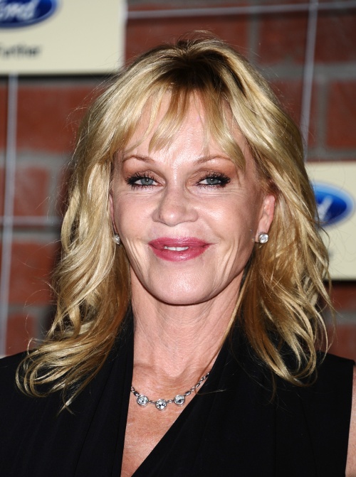 Vedete cu buze distruse de botox. Galerie foto horror