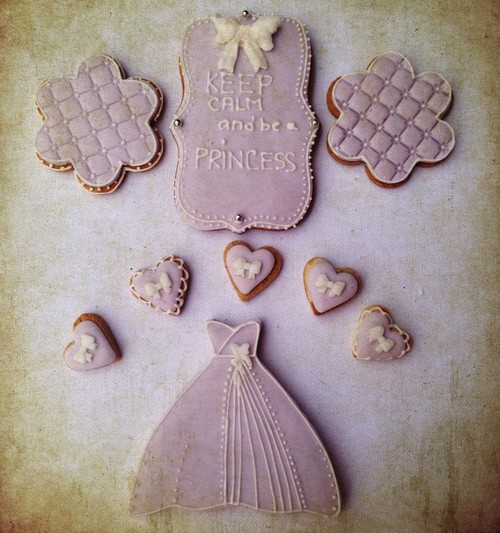 Cele mai proaspete şi inventive forme de biscuiţi şi cupcakes, de la Studio Dulce!