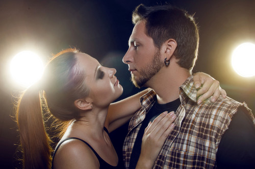 Poziţii de sex în care arzi cât mai multe calorii. Care e mai bună pentru tine?