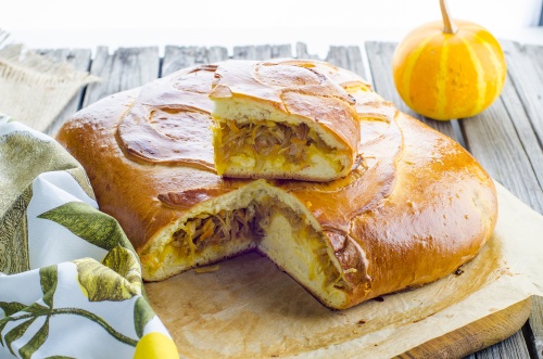 Top reţete de plăcintă pentru luna noiembrie. Găteşte cu legume de sezon
