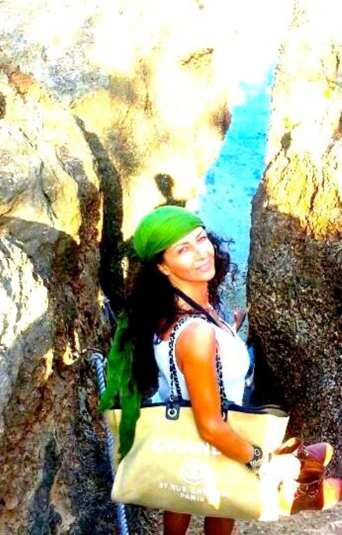 Mihaela Rădulescu şi Dani Oţil, vacanţă exotică în Africa