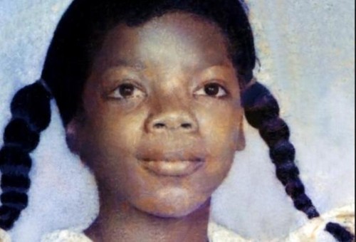 Oprah Winfrey, la 60 de ani. Vezi povestea fabuloasă de viaţă a celei mai puternice femei din lume!
