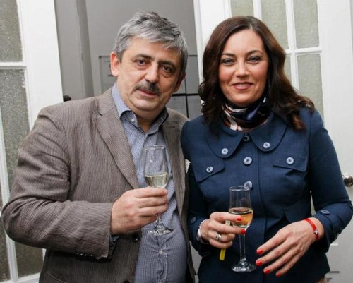 O nouă modă printre vedete: divorţul pe Facebook! Vezi cine şi-a anunţat despărţirea pe internet!