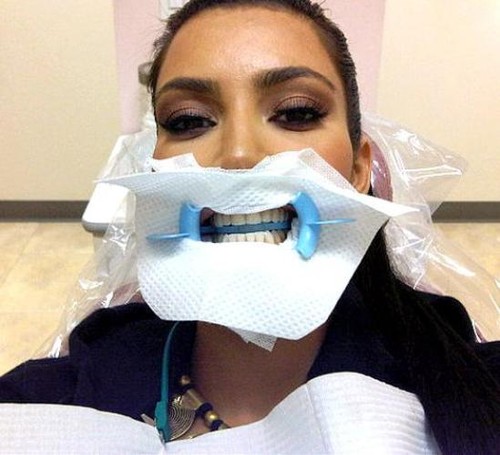 Vedete pe scaunul dentistului. Vezi cum reacţionează!