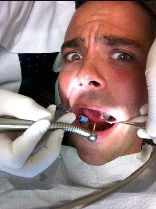 Vedete pe scaunul dentistului. Vezi cum reacţionează!