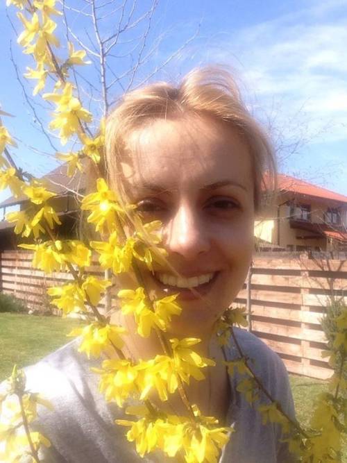 Chiar şi fără machiaj arată bine. Iată cum arată vedetele noastre nefardate!
