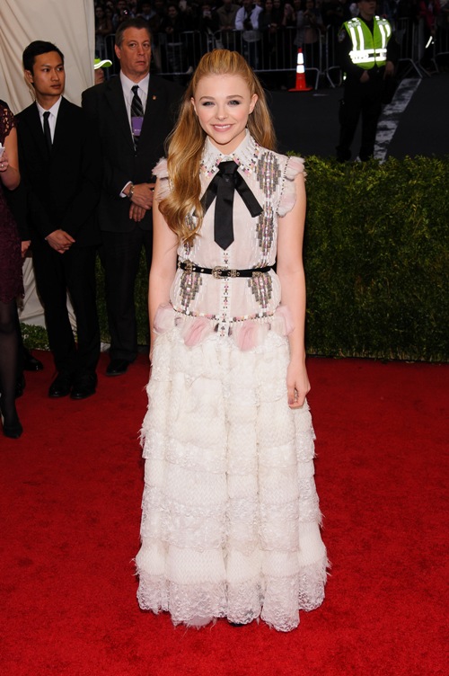 Cele mai urâte rochii purtate de vedete! Top 10 apariţii dezastru la Met Gala 2014! 