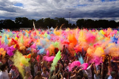 Holi Music Color Festival, evenimentul de la care nu trebuie să lipsești! 