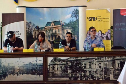 Uite cum arată Mihai, Dana şi Ionică din "Liceenii" după 28 de ani! 