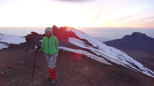 Camelia Ganga, pe tocuri pe Kilimanjaro