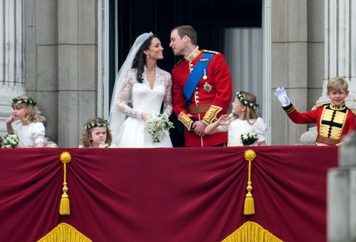 Poveşti adevărate. Top 10 femei obişnuite care au ajuns prinţese
